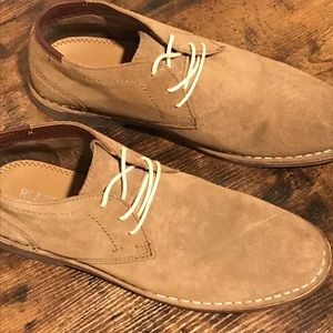 Kenneth Cole Suede Shoes